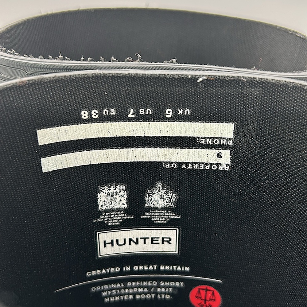 Hunter Black Buckle Quarter Height Rain Boots Shoes **Size 7** ☔️☔️ - Picture 7 of 9